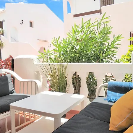 Port Royal Lounge Terrace, One Bedroom Apartment, Heated Pool, Wifi Los Cristianos (Tenerife)